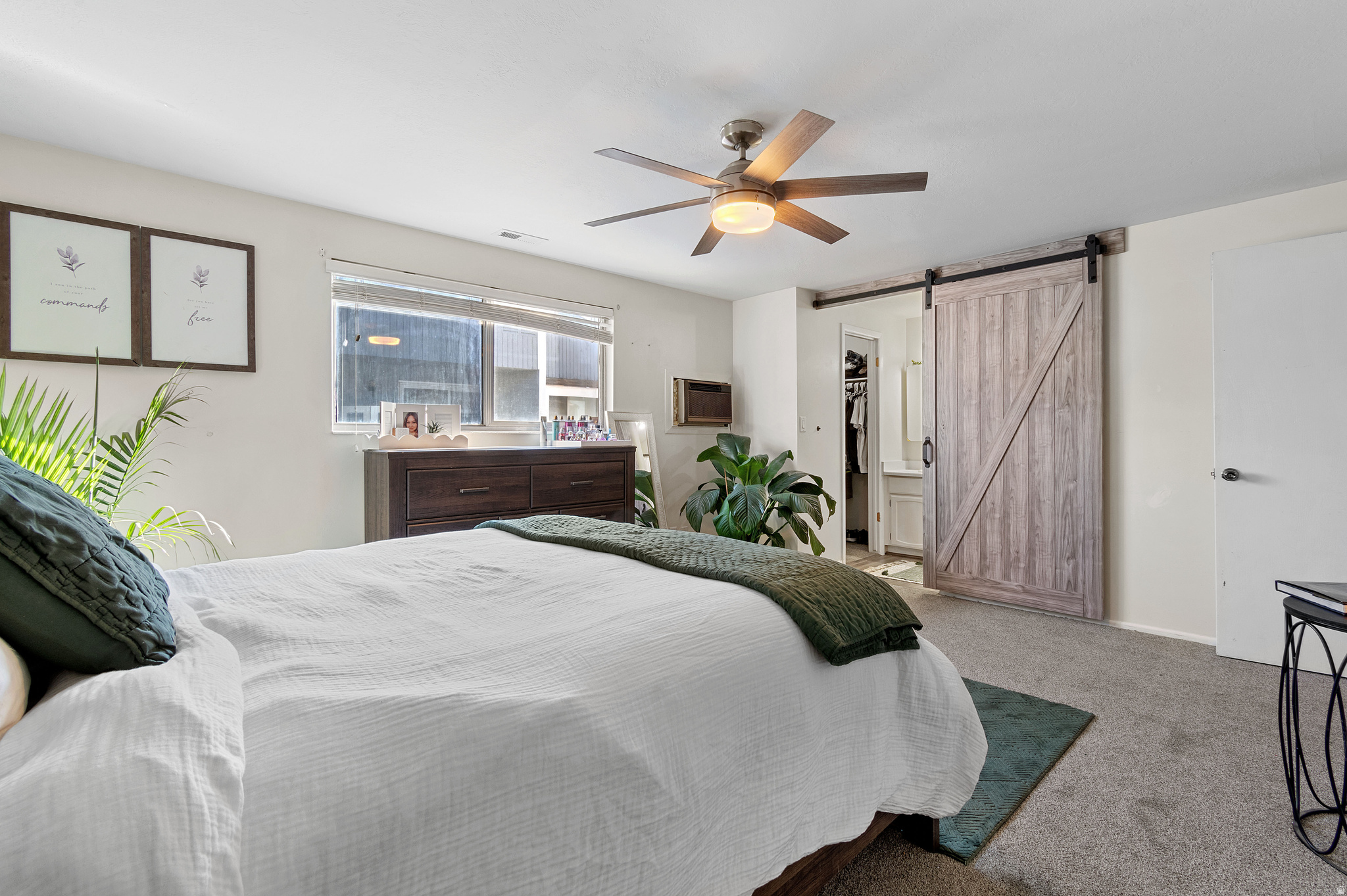 SUNDOWNER CONDO PHASE I - Residential