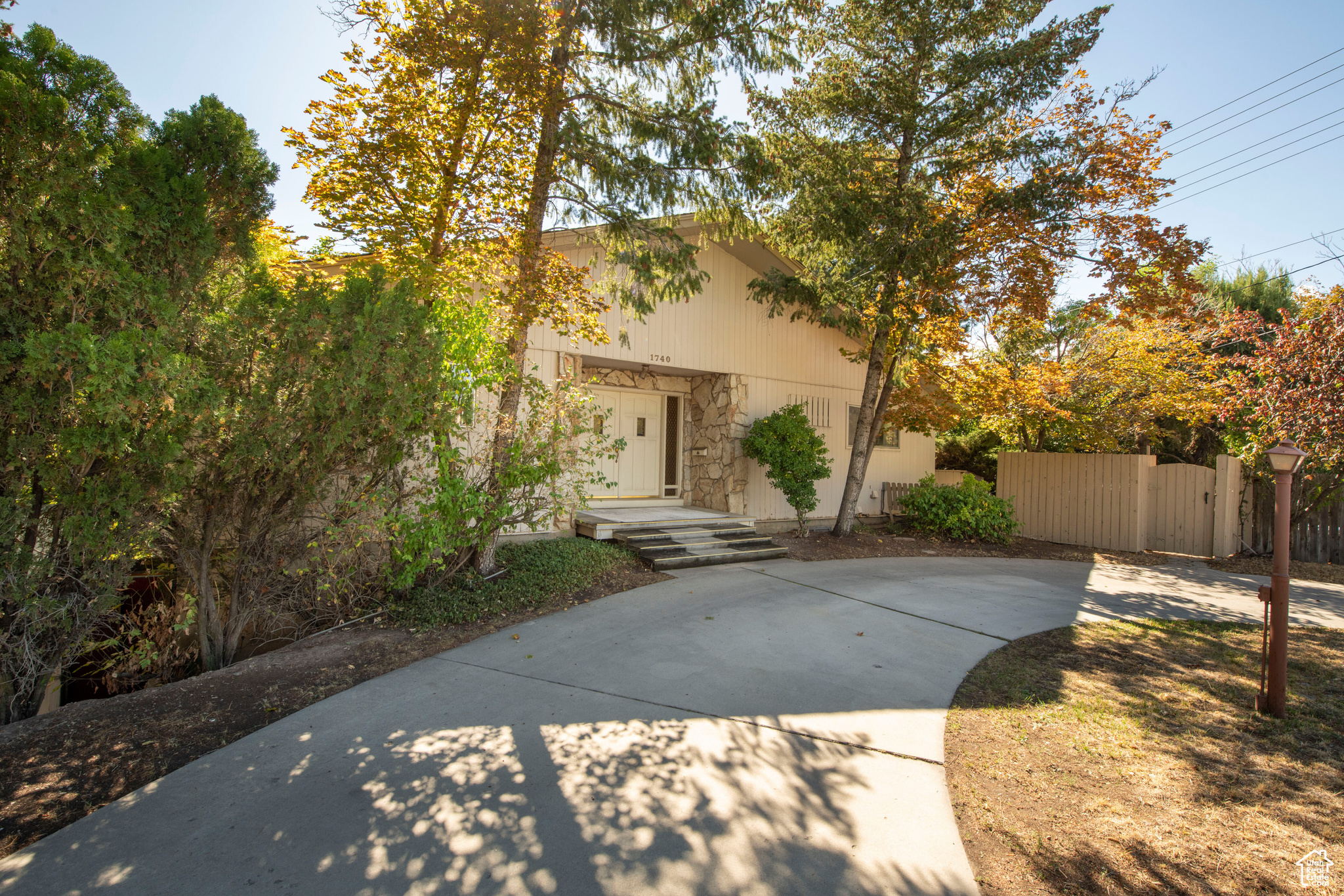 DOUGLAS PARK - Residential