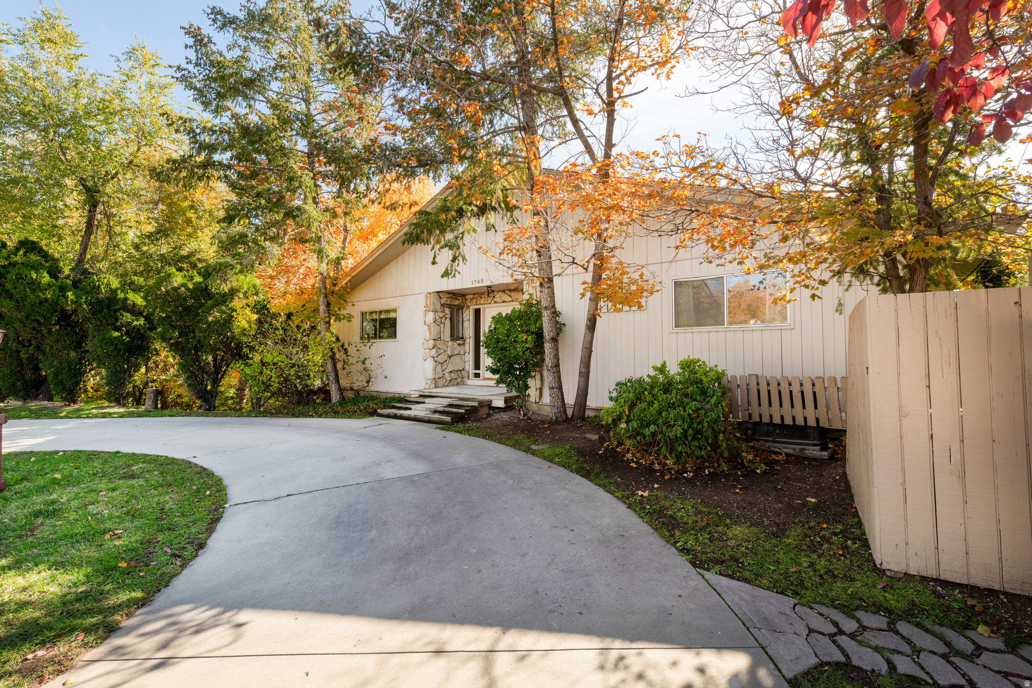 DOUGLAS PARK - Residential