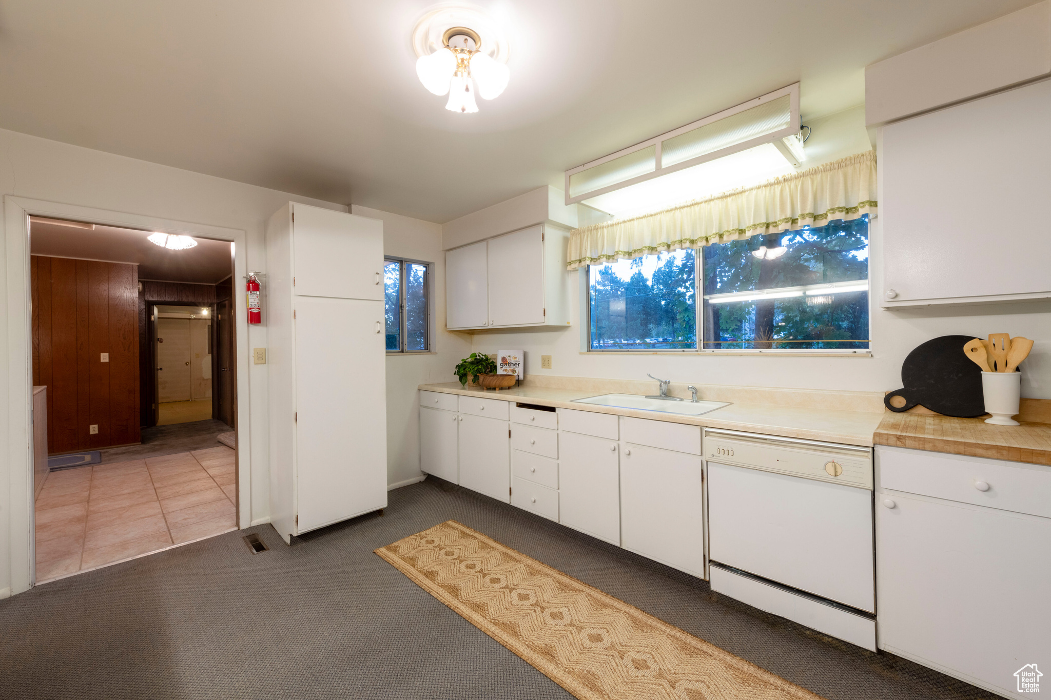 DOUGLAS PARK - Residential