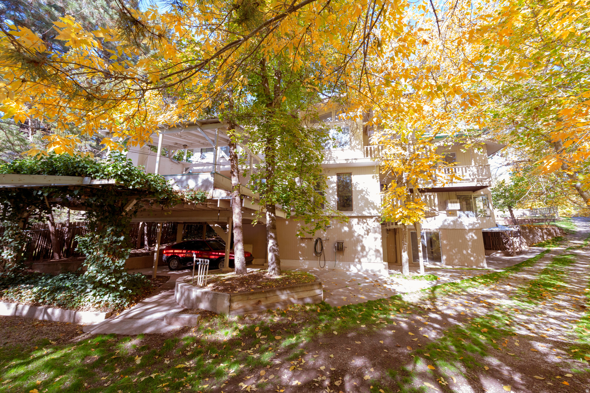 DOUGLAS PARK - Residential