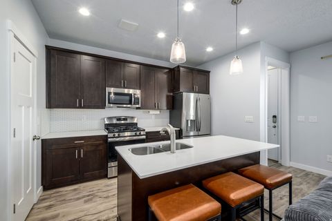 Tiny photo for 11463 S STREAM PARK DR, South Jordan, UT 84009 (MLS # 2146325)