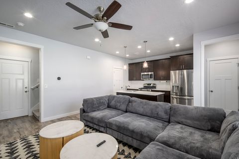 Tiny photo for 11463 S STREAM PARK DR, South Jordan, UT 84009 (MLS # 2146325)