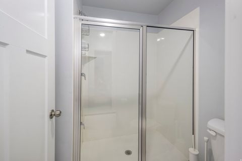 Tiny photo for 11463 S STREAM PARK DR, South Jordan, UT 84009 (MLS # 2146325)