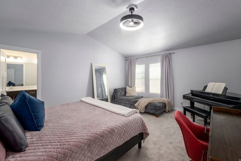 Tiny photo for 11463 S STREAM PARK DR, South Jordan, UT 84009 (MLS # 2146325)
