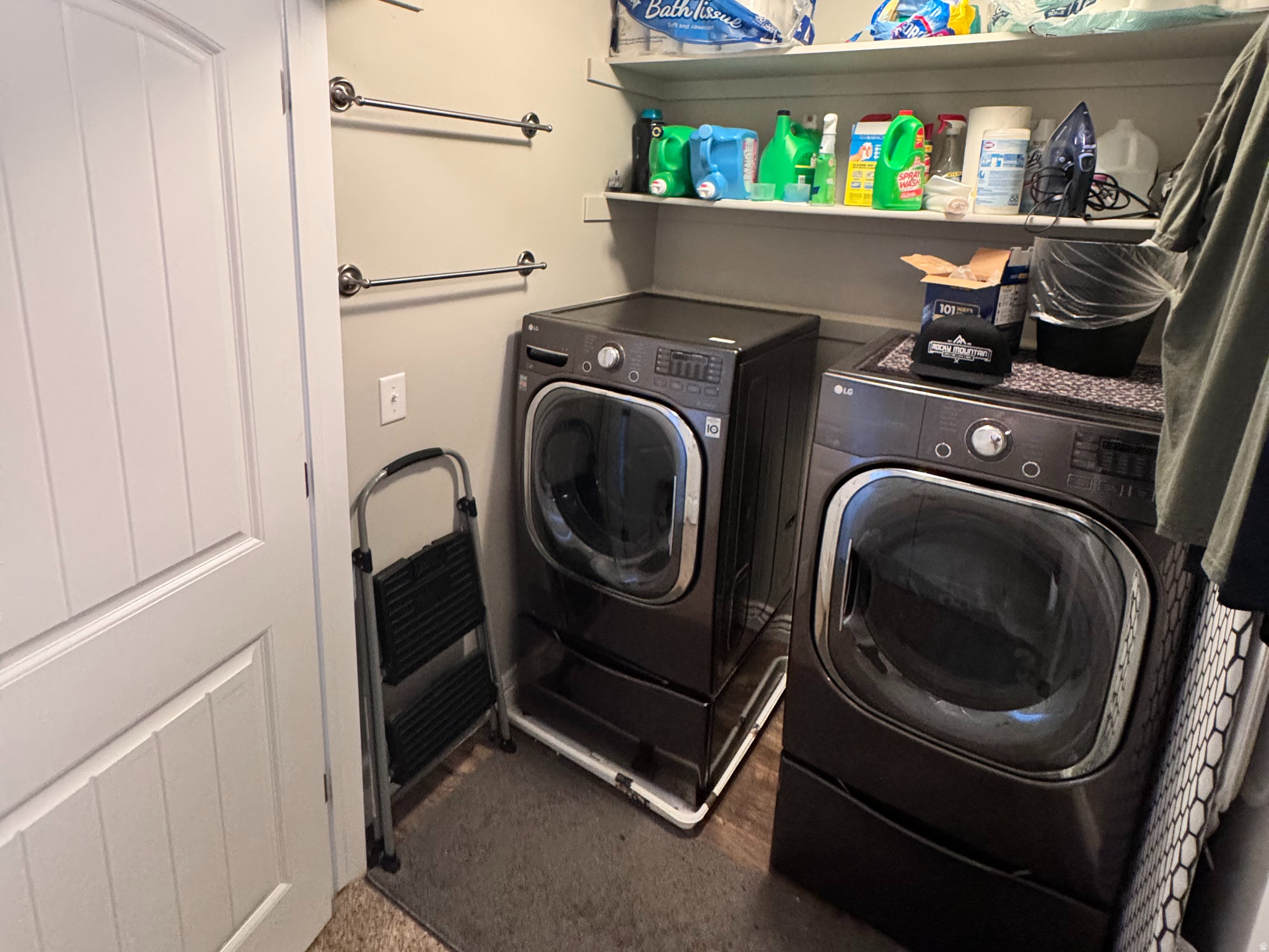 APPLE COVE - Residential