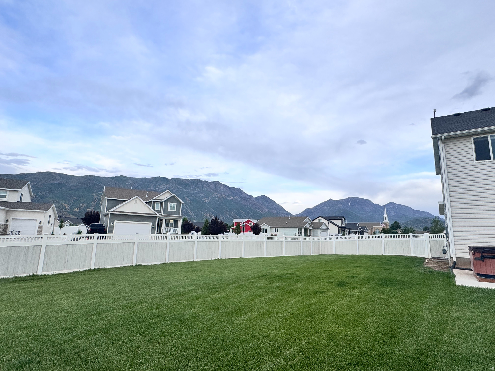 APPLE COVE - Residential