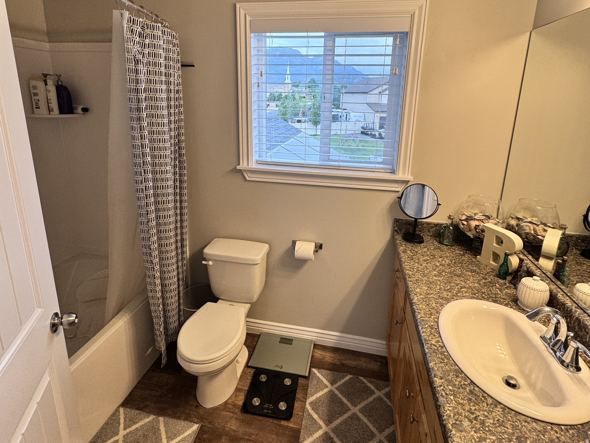 APPLE COVE - Residential