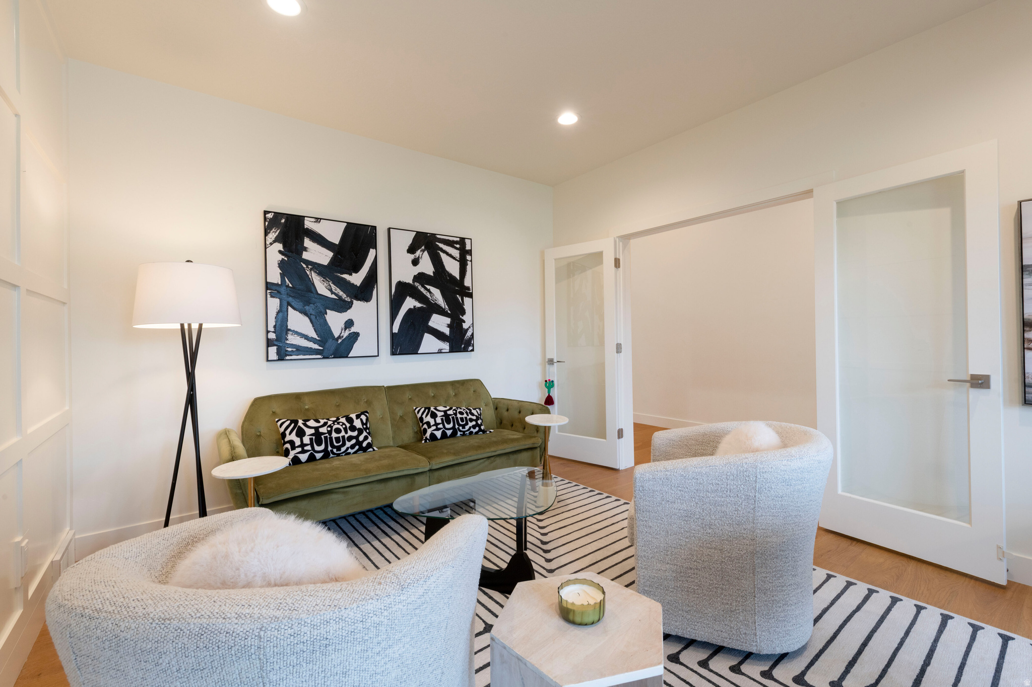 LAKEWOOD - Residential