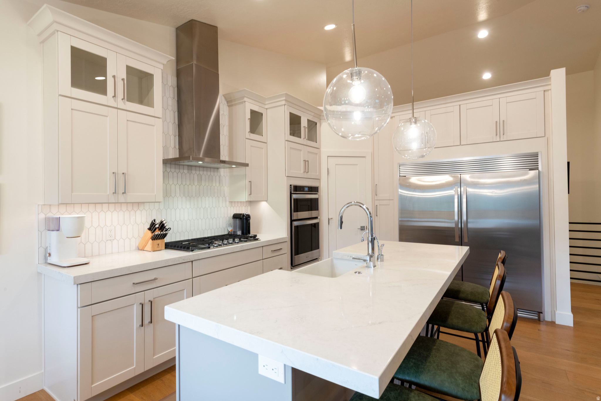 LAKEWOOD - Residential