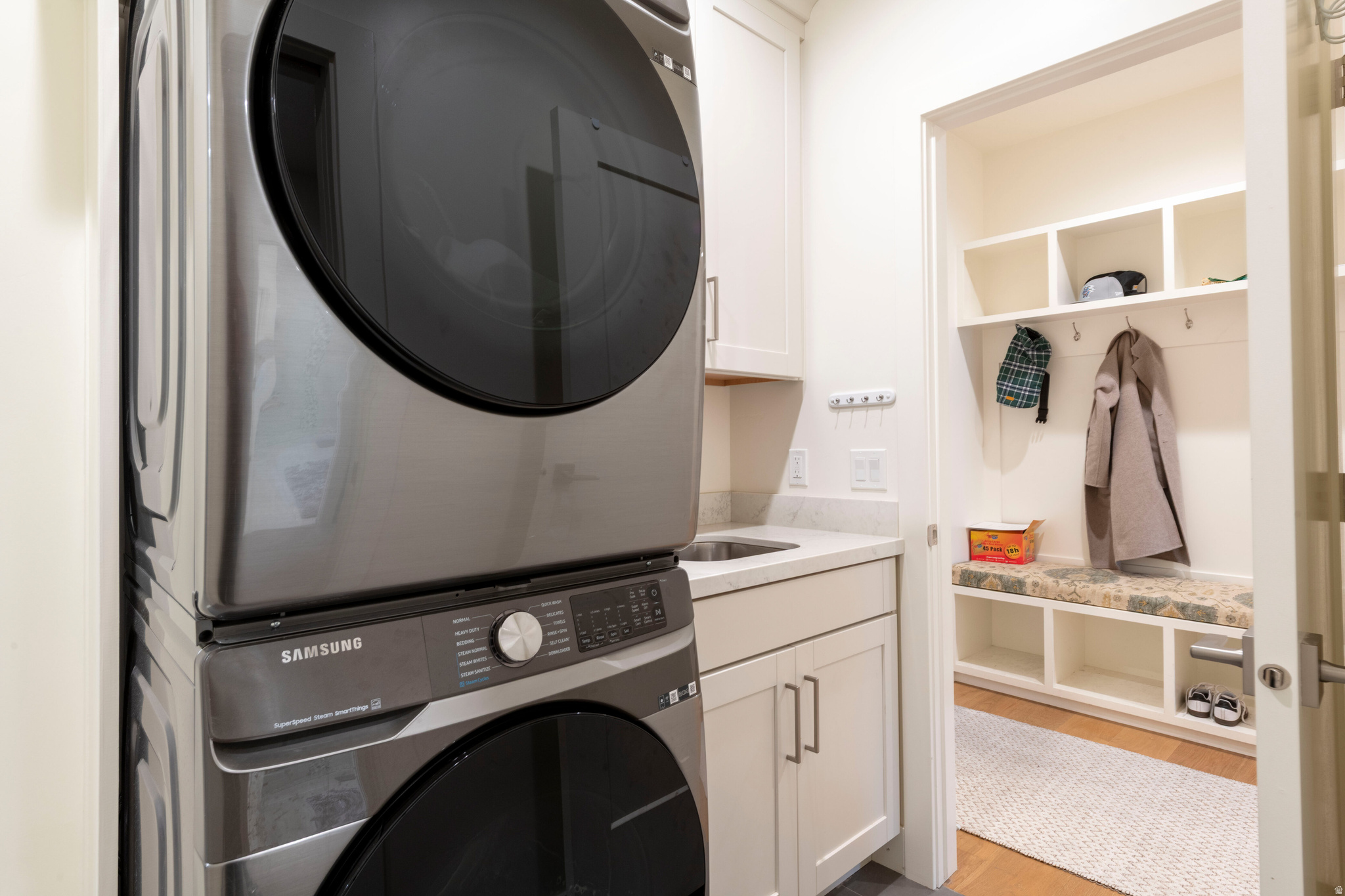 LAKEWOOD - Residential