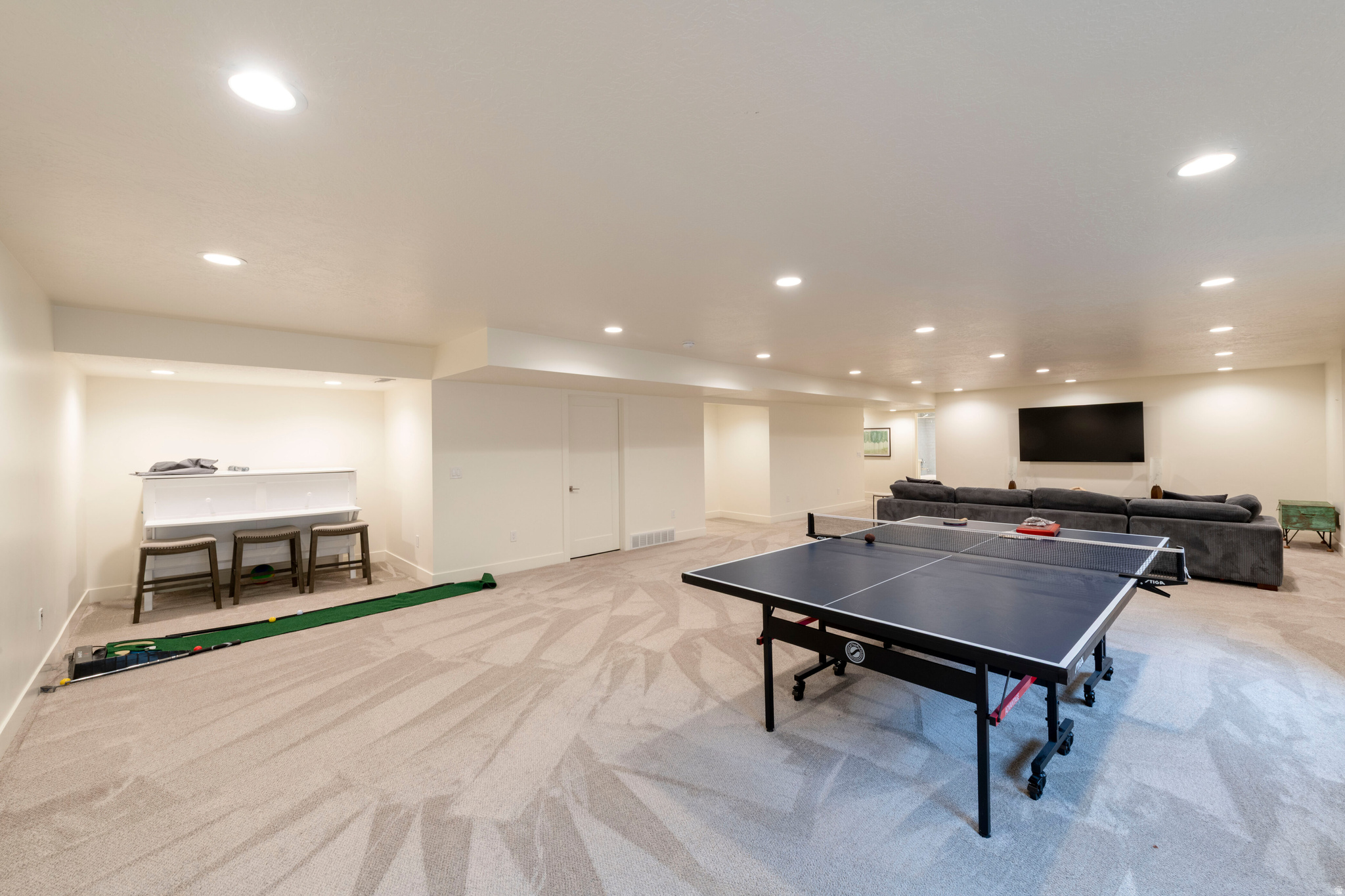 LAKEWOOD - Residential