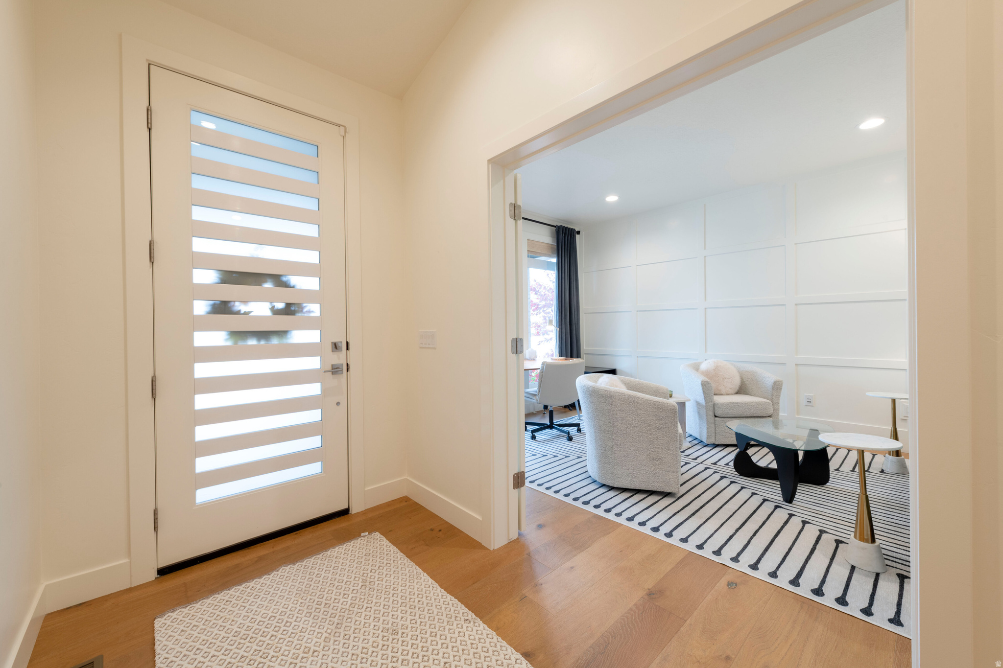 LAKEWOOD - Residential