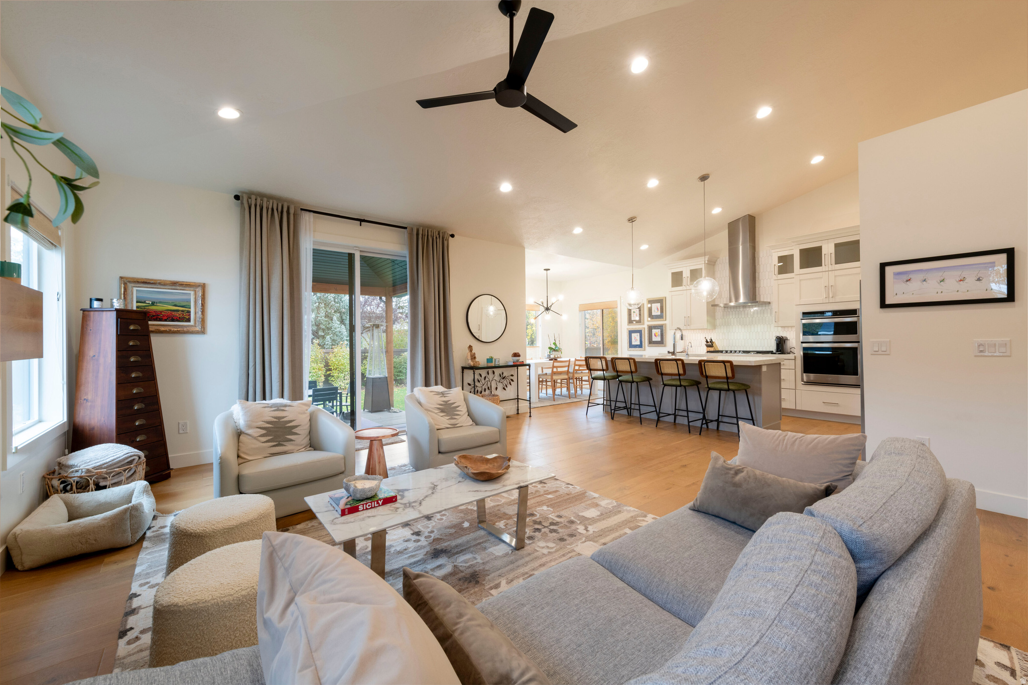 LAKEWOOD - Residential