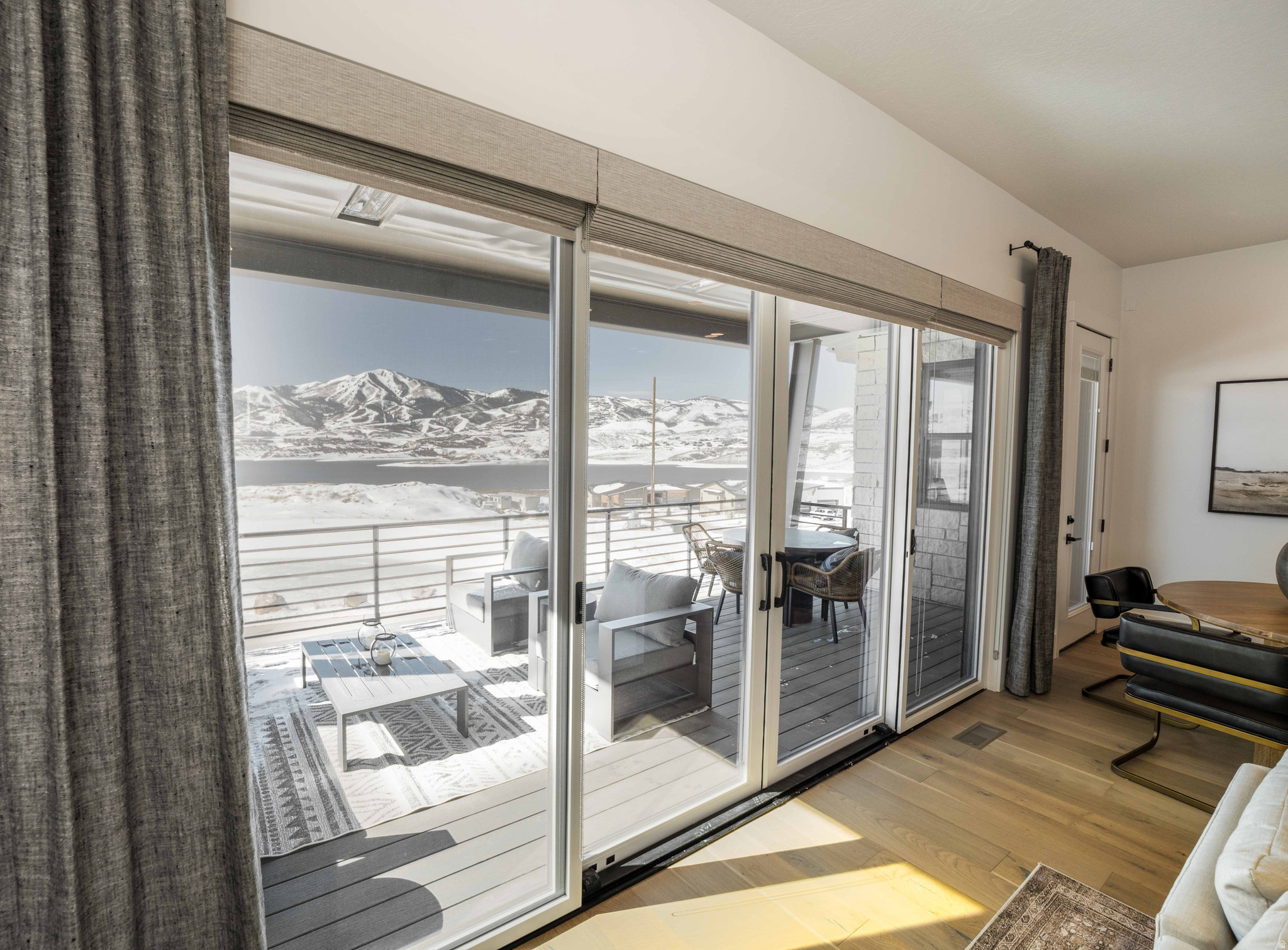 SHORELINE - Residential Income