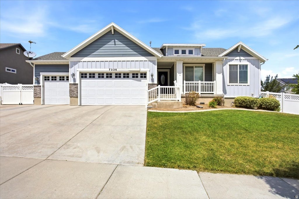 Photo of 7226 W SILHOUETTE LN S, West Valley City, UT 84081 (MLS # 2179629)