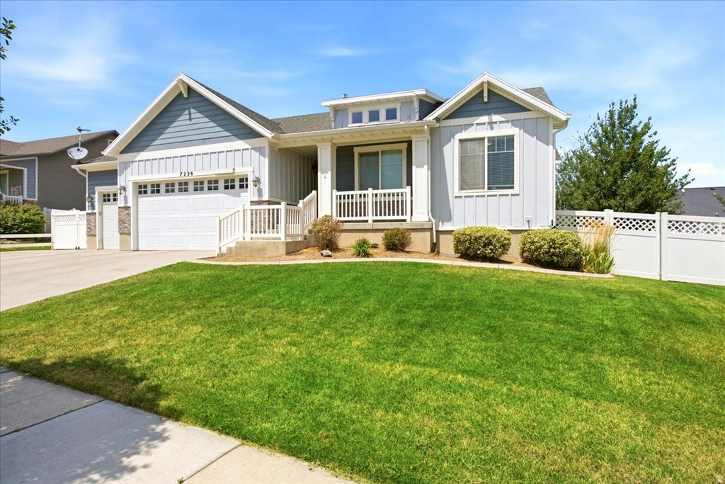 Photo of 7226 W SILHOUETTE LN S, West Valley City, UT 84081 (MLS # 2179629)