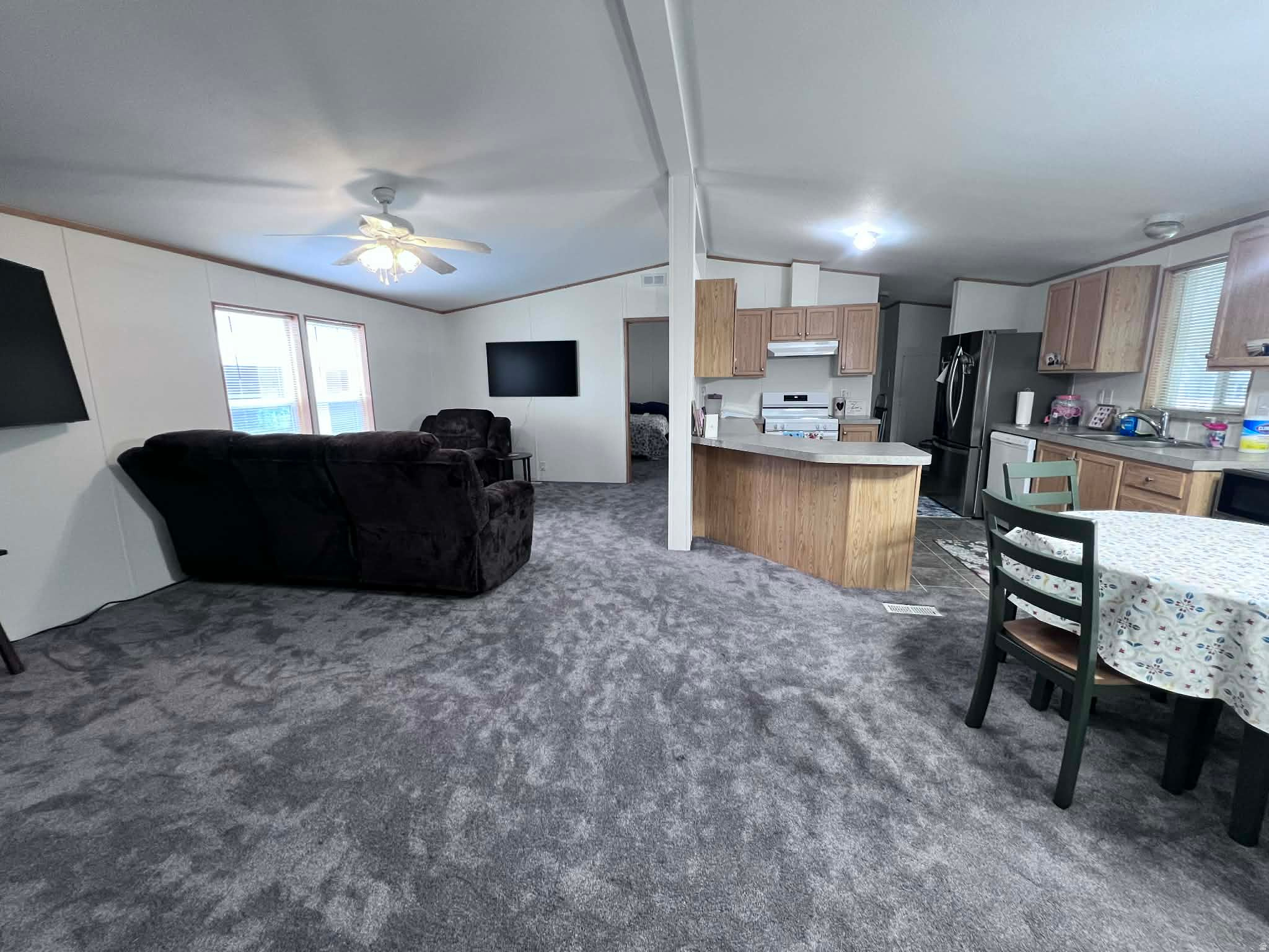 APPLEWOOD - Residential