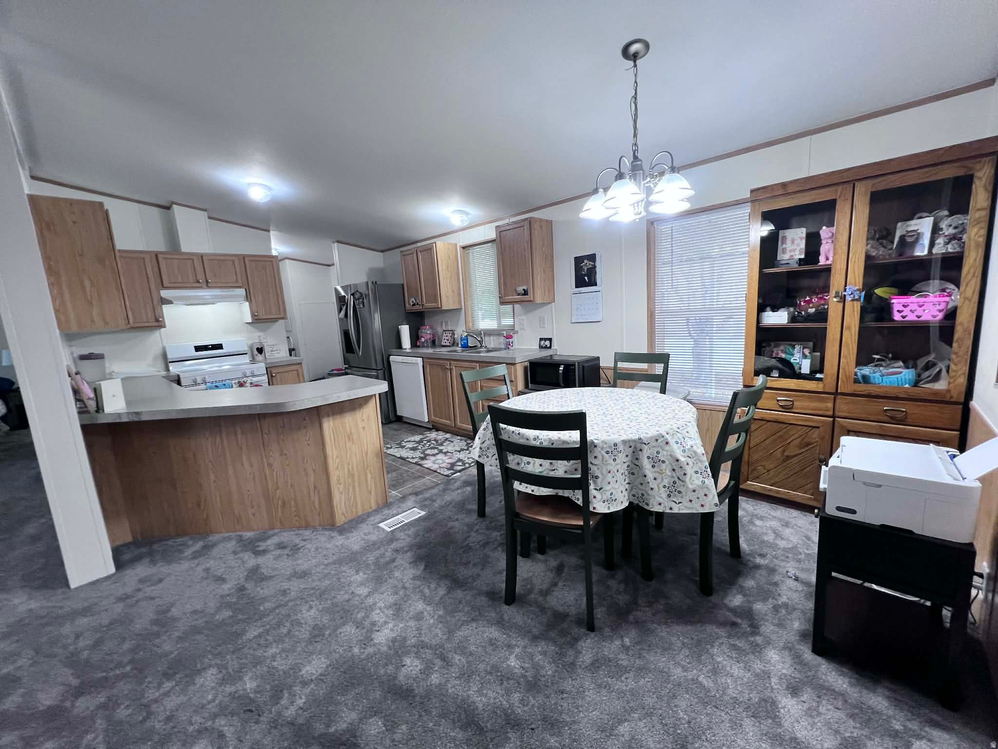 APPLEWOOD - Residential