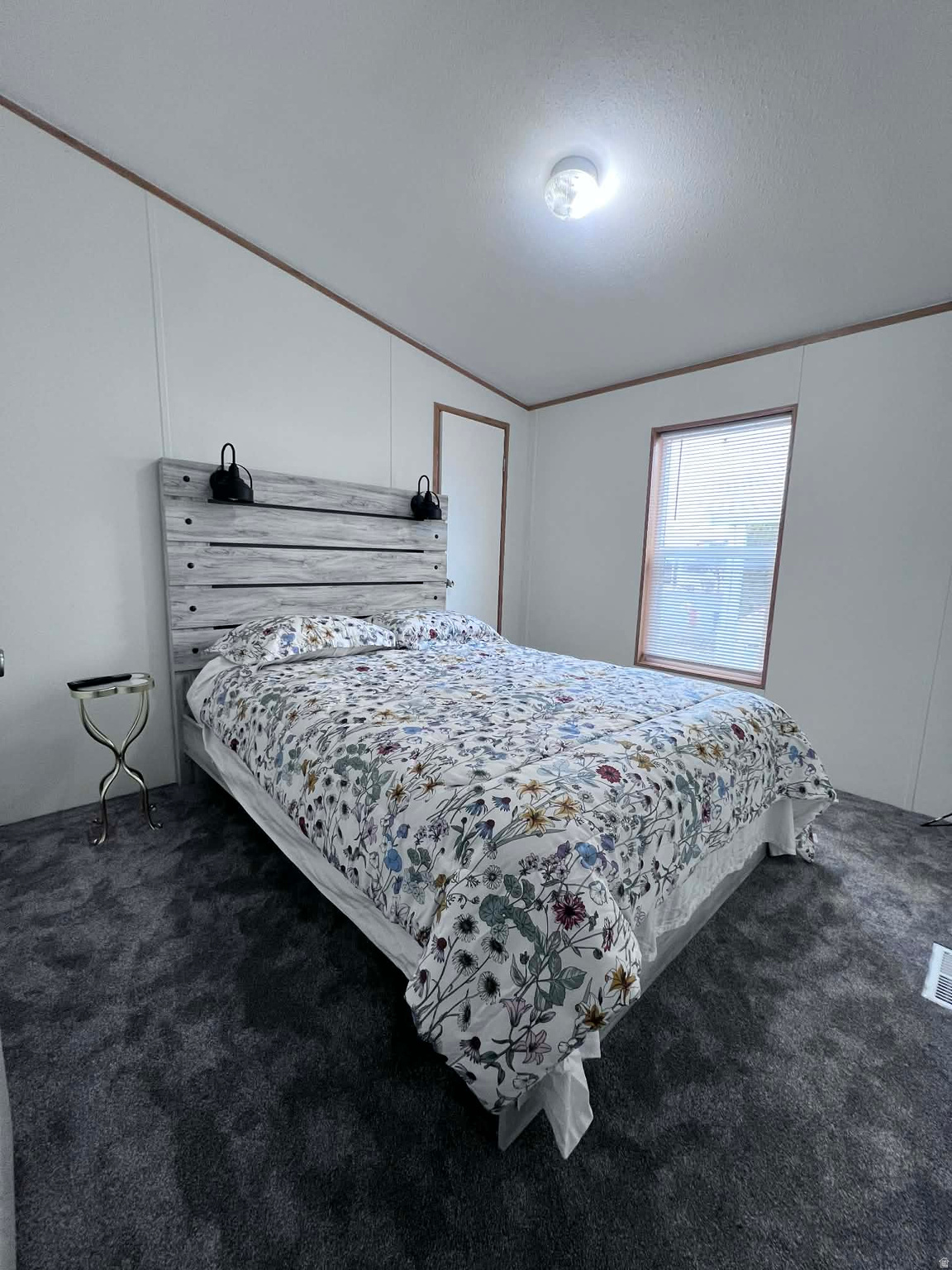 APPLEWOOD - Residential