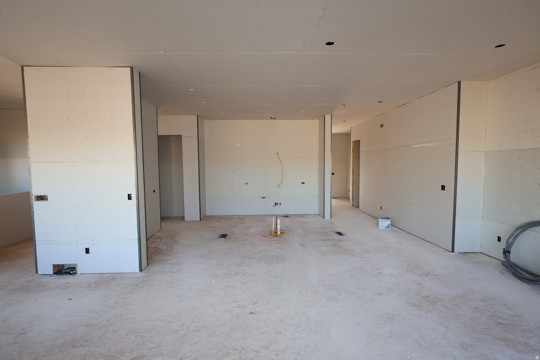 EASTRIDGE PARK - Residential