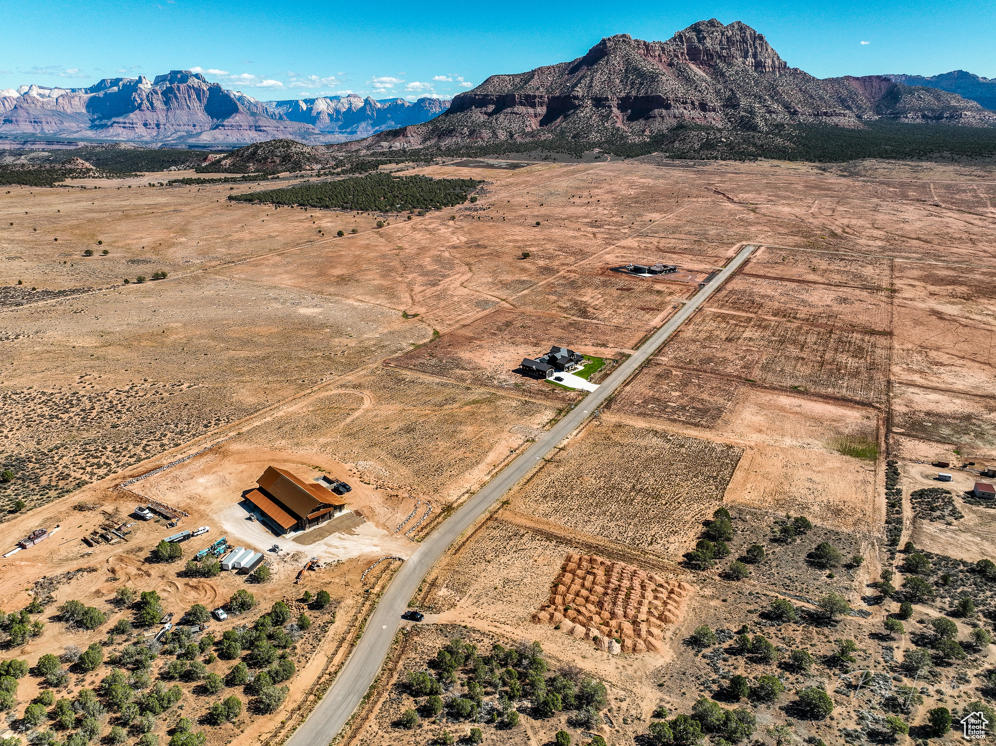 WELLS ESTATES - Land