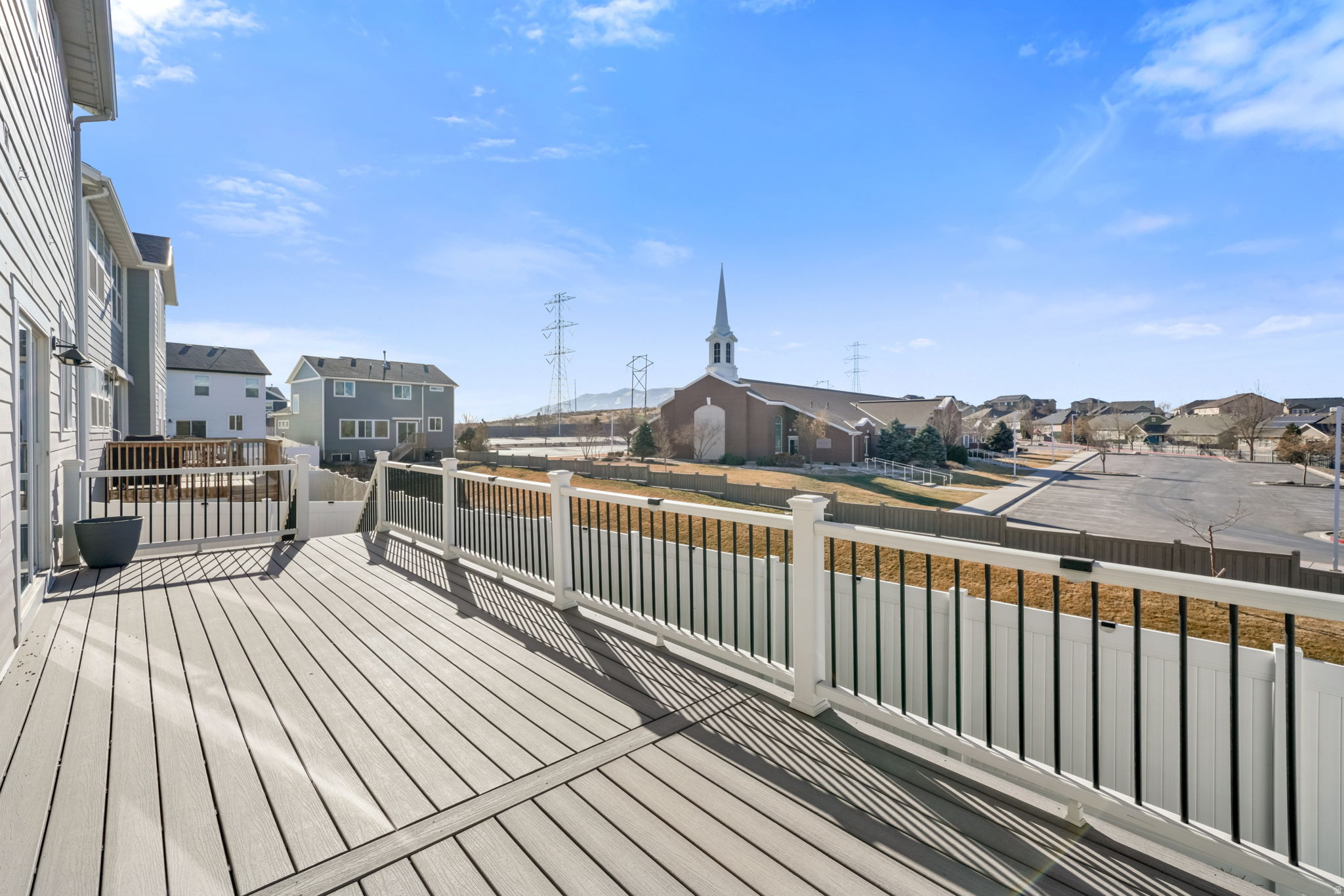 SCENIC MOUNTAIN - Residential