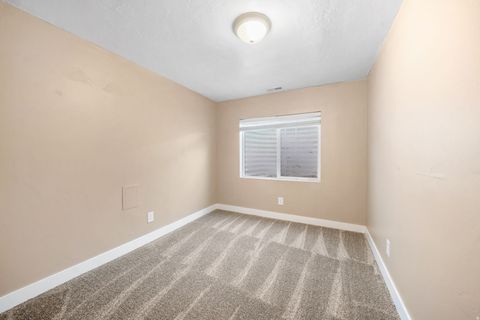 Tiny photo for 4368 E INVERNESS LN E, Eagle Mountain, UT 84005 (MLS # 2134943)