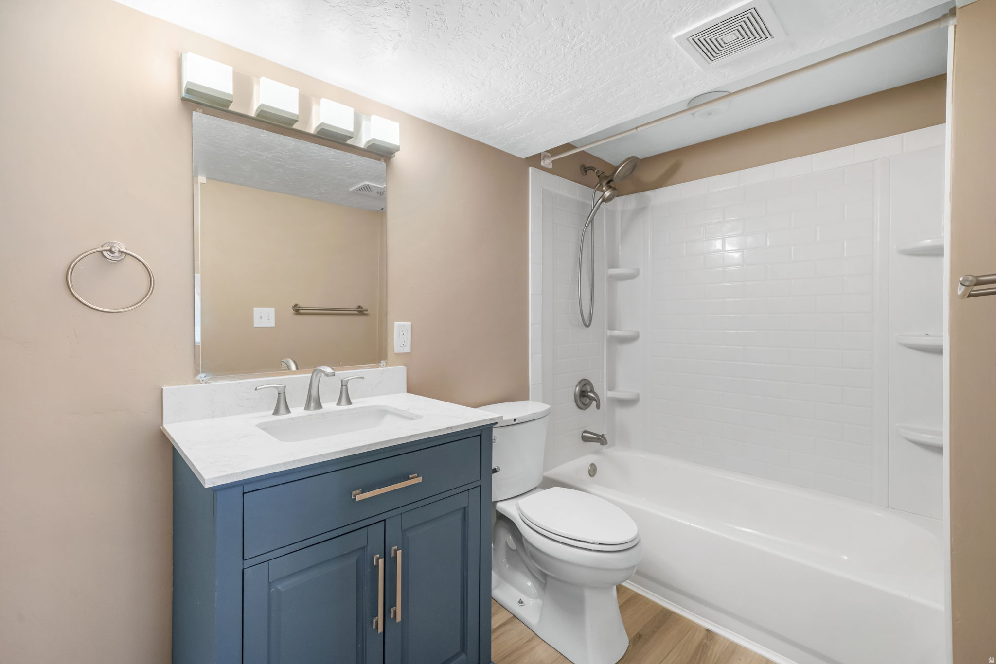 SCENIC MOUNTAIN - Residential