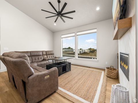 Tiny photo for 314 N 1070 E, Payson, UT 84651 (MLS # 2106655)