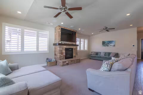 PARADISE VILLAGE AT - Residential