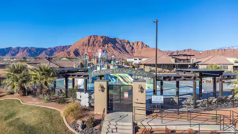 PARADISE VILLAGE AT - Residential