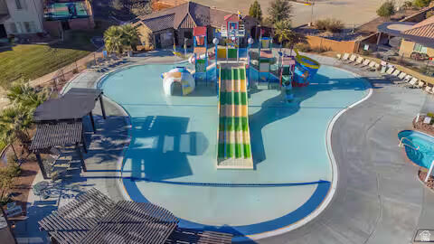 PARADISE VILLAGE AT - Residential