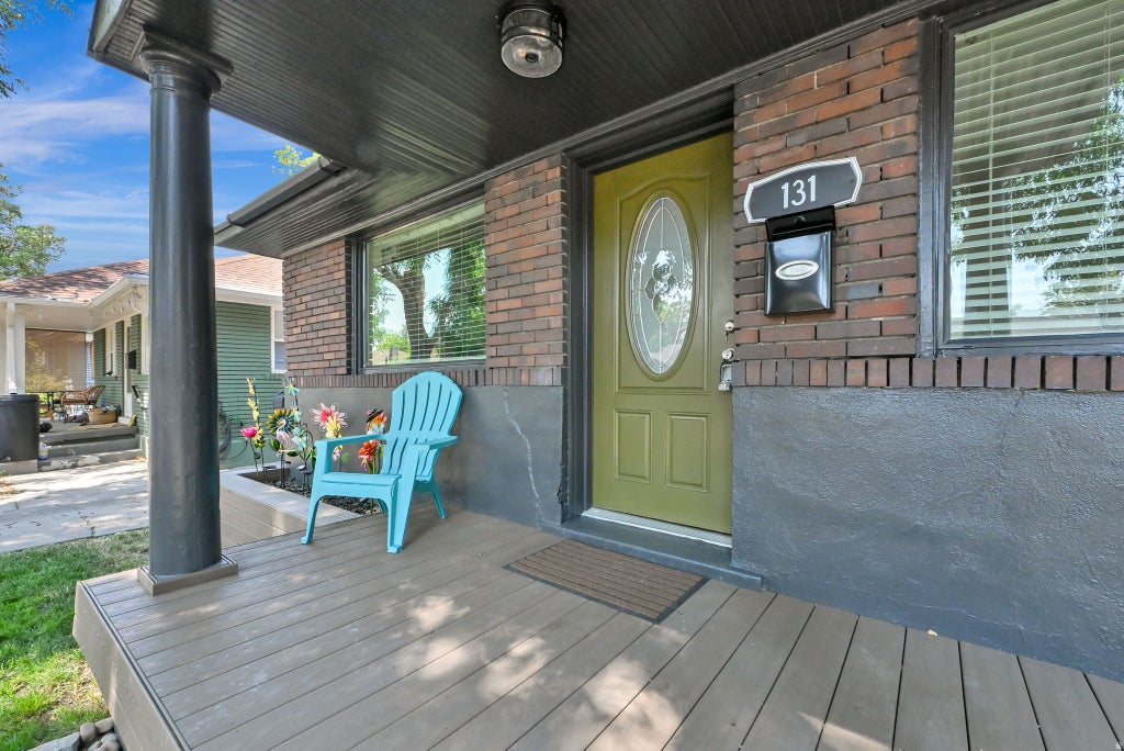 Photo of 131 E YALE AVE, Salt Lake City, UT 84111 (MLS # 2177272)