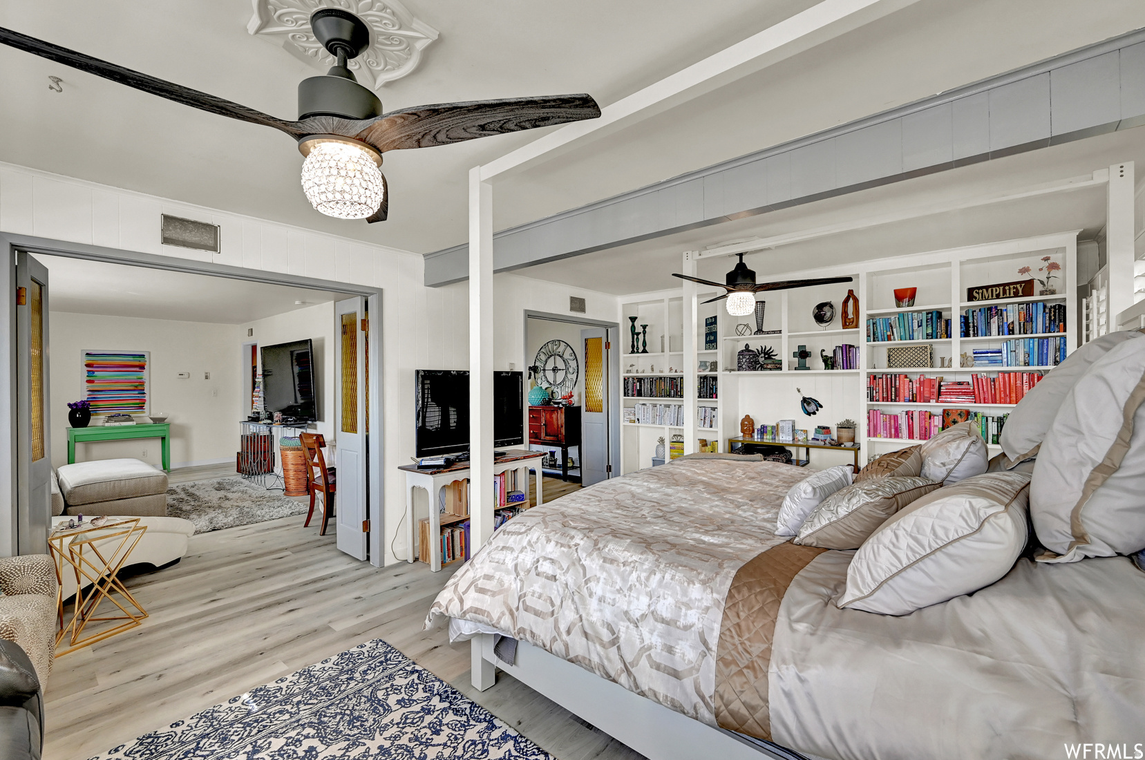 CARRIAGE LANE - Residential