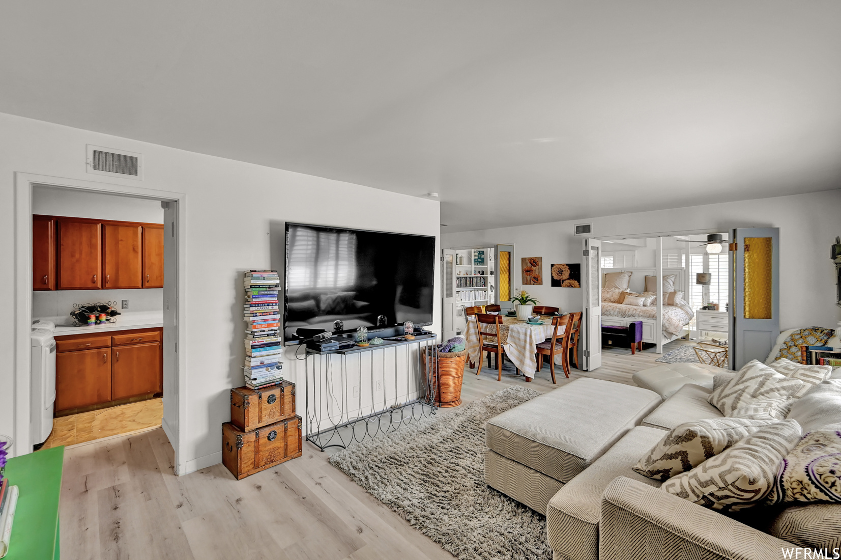 CARRIAGE LANE - Residential