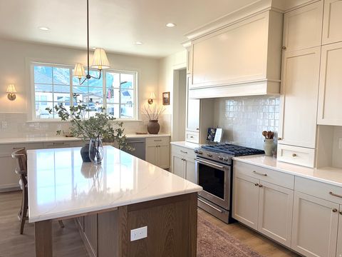 Tiny photo for 832 N AMY WAY, Elk Ridge, UT 84651 (MLS # 2127226)