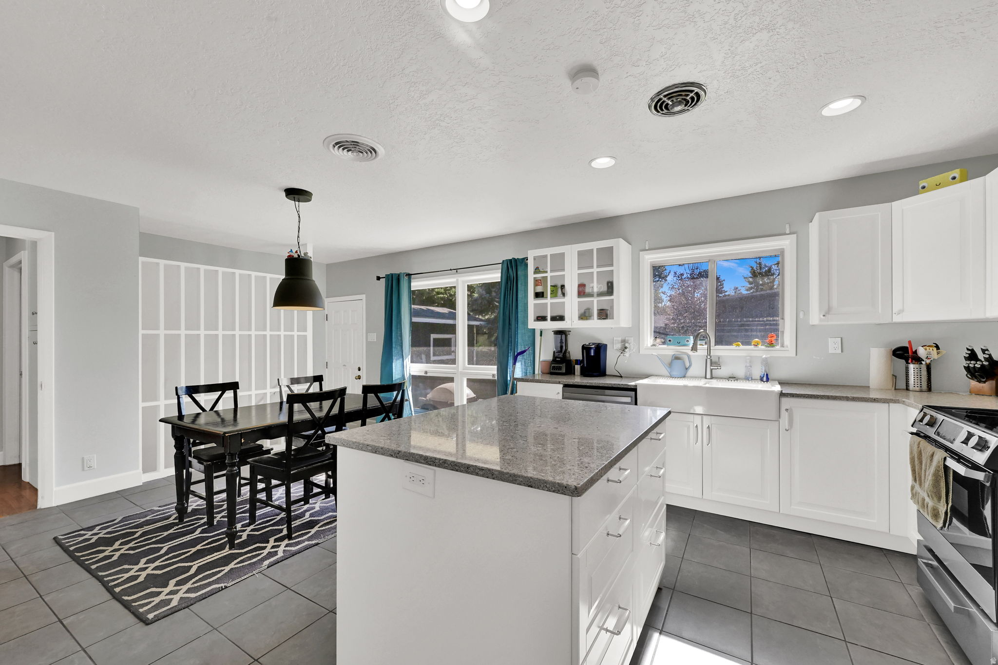 TANGLEWOOD - Residential