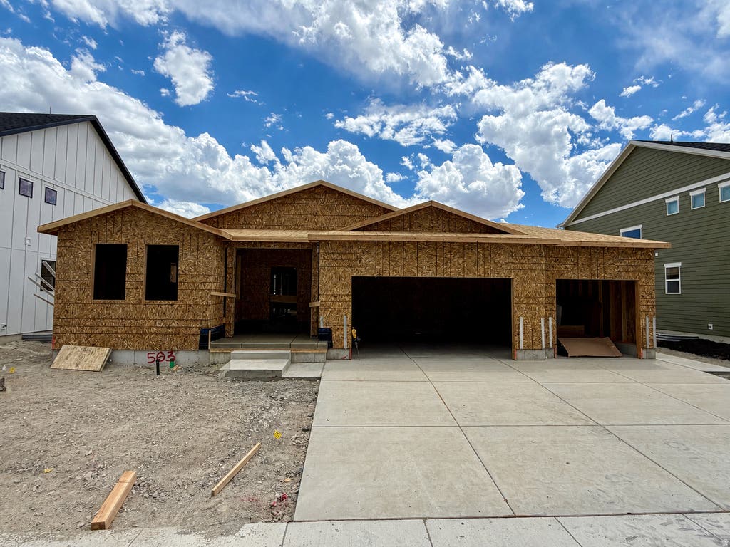 Photo of 1170 E BLACKFEET DR #503, Eagle Mountain, UT 84005 (MLS # 2171382)