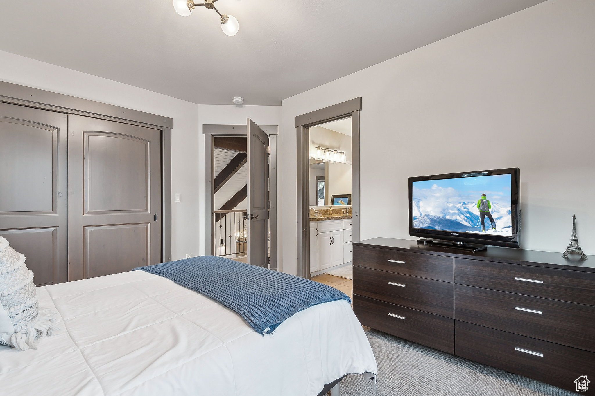 Park City, Utah 84060, United States, 5 Bedrooms Bedrooms, ,5 BathroomsBathrooms,Residential,Pending,119738