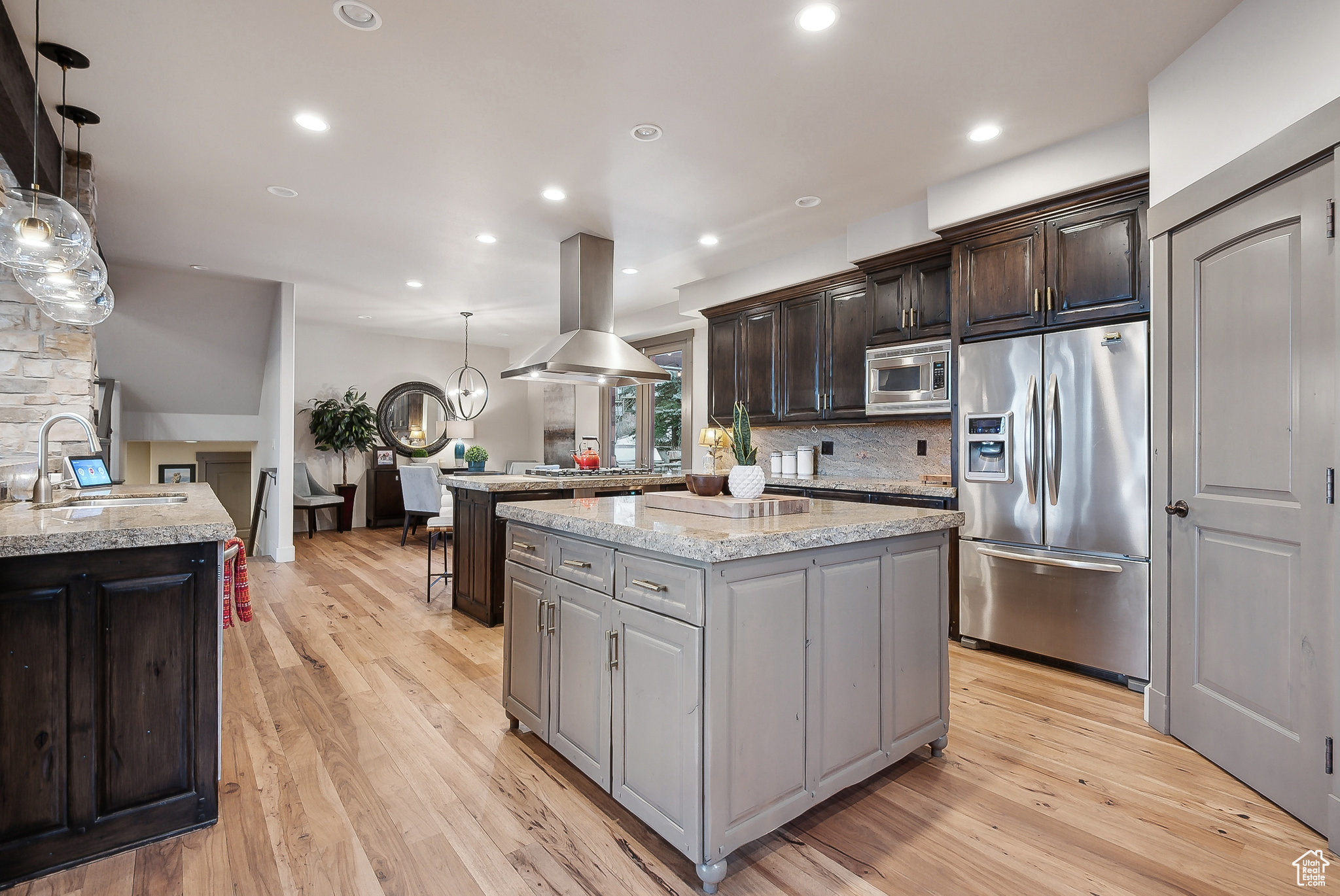 Park City, Utah 84060, United States, 5 Bedrooms Bedrooms, ,5 BathroomsBathrooms,Residential,Pending,119738