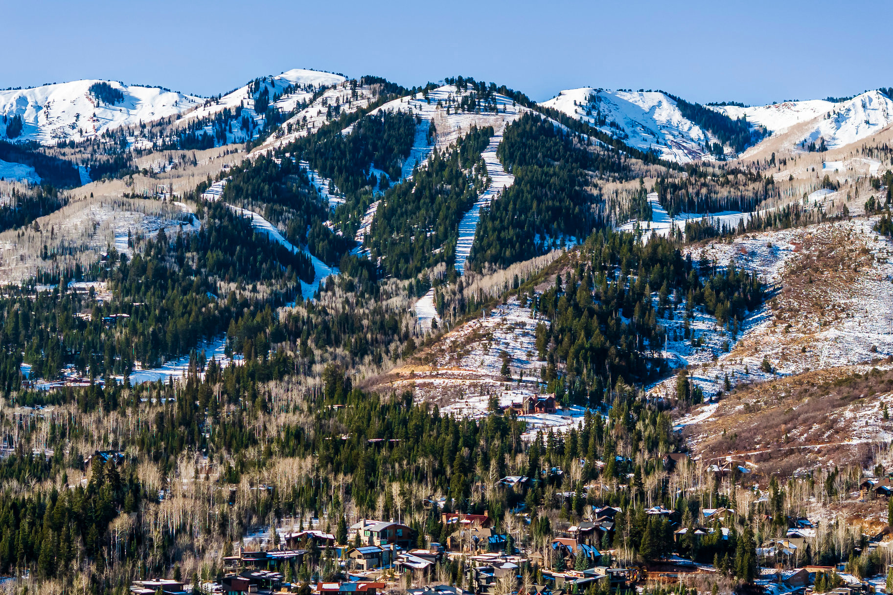 WHITEPINECANYONVILG - Residential