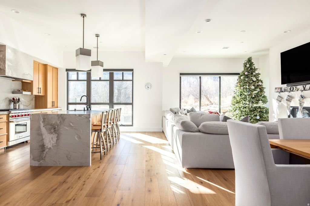 Photo of 1907 STONE HOLLOW. CT, Park City, UT 84098 (MLS # 2127010)