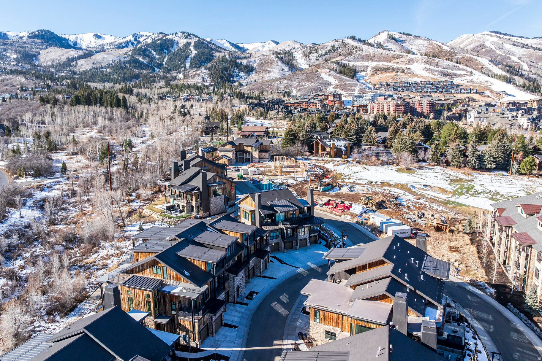 WHITEPINECANYONVILG - Residential