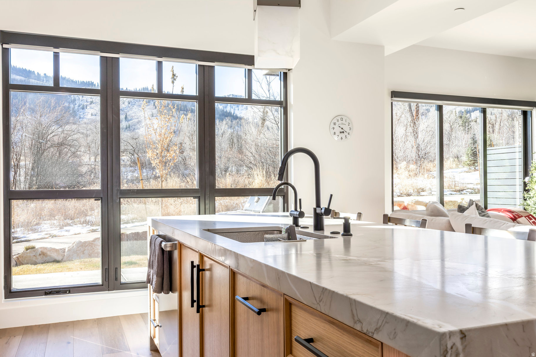 WHITEPINECANYONVILG - Residential