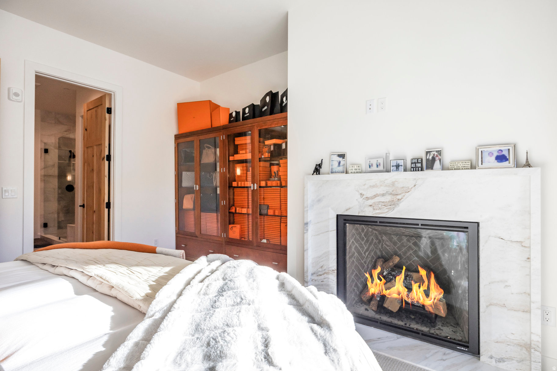 WHITEPINECANYONVILG - Residential