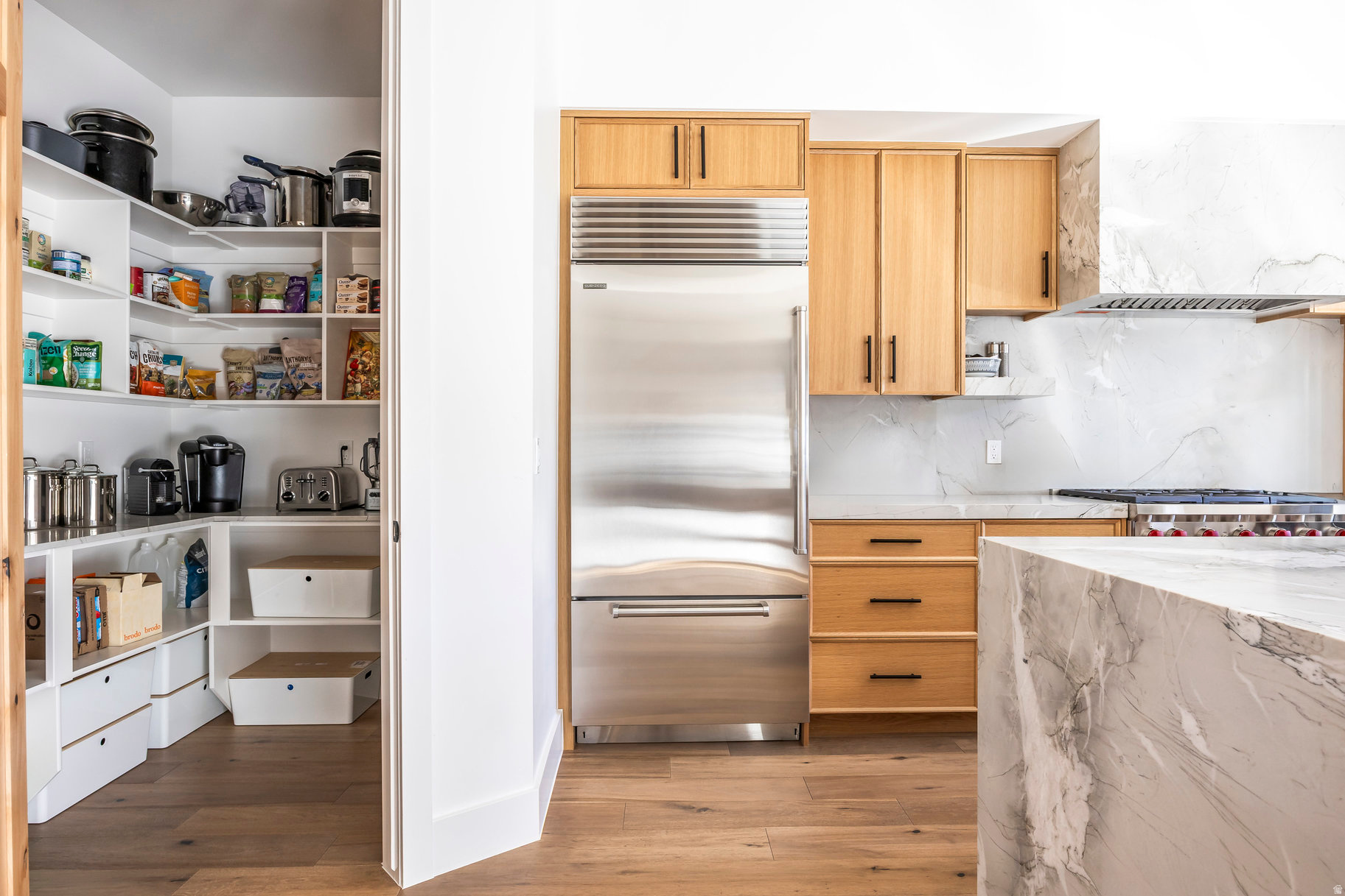 WHITEPINECANYONVILG - Residential