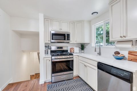 Tiny photo for 2129 E VILLAIRE AVE S, Cottonwood Heights, UT 84121 (MLS # 2113313)