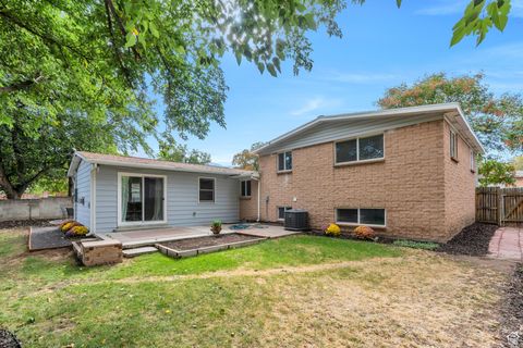 Tiny photo for 2129 E VILLAIRE AVE S, Cottonwood Heights, UT 84121 (MLS # 2113313)