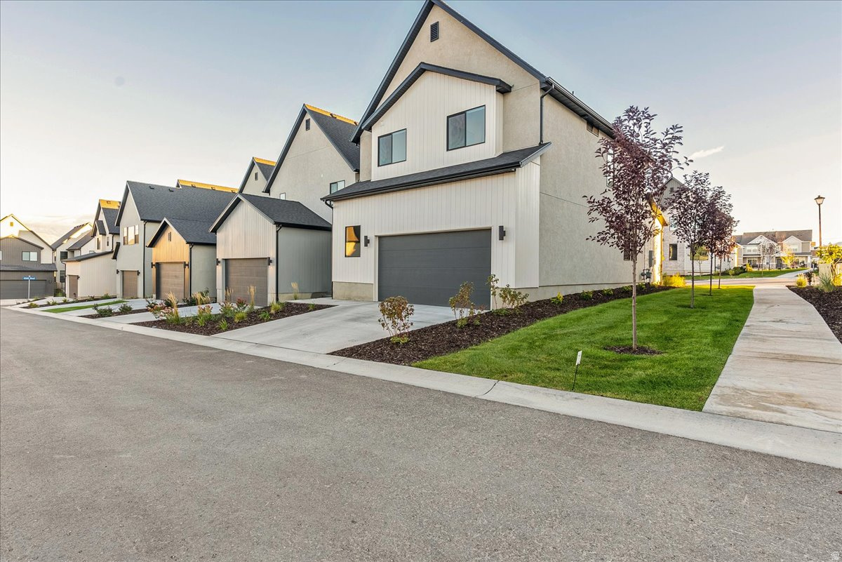 HOLBROOK FARMS PLAT - Residential